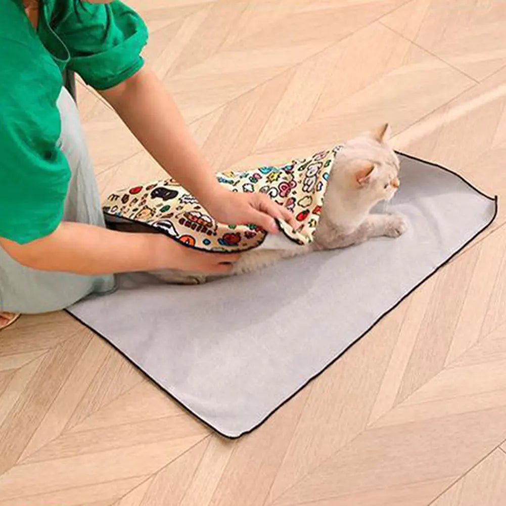 Cat Grooming Wrap Self-Adherent Cat Wrap Anti-Bite Cat Swaddle Burrito Wrap Anti-Escape for Nail Trimming Cat Grooming Supplies
